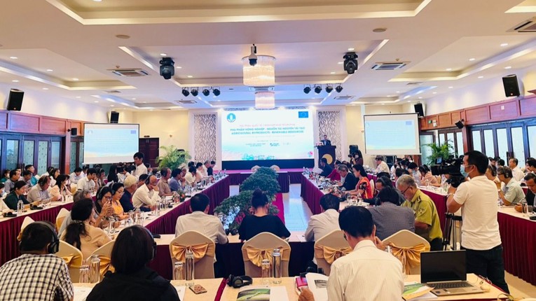 To&agrave;n cảnh hội thảo. Ảnh: VGP