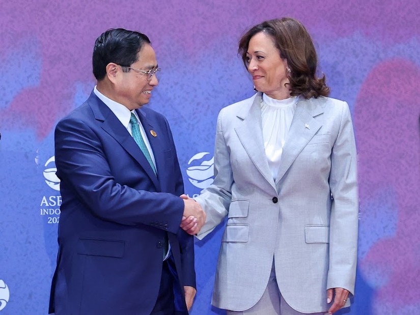 Phiên bản chính thức của 555Win Ch&iacute;nh phủ Phạm Minh Ch&iacute;nh v&agrave; Ph&oacute; Tổng thống Mỹ Kamala Harris. Ảnh: VGP