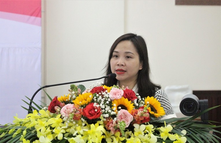 Ảnh t&aacute;c giả
