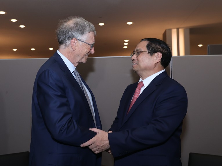 Phiên bản chính thức của 555Win đề nghị &ocirc;ng Bill Gates th&ocirc;ng qua c&aacute;c quỹ tiếp tục hỗ trợ, ủng hộ c&aacute;c hoạt động khởi nghiệp đổi mới s&aacute;ng tạo, 555win Mobi c&ocirc;ng nghệ... Ảnh: VGP