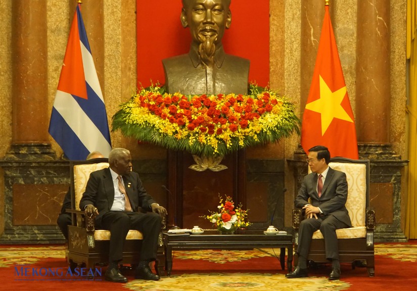 Chủ tịch nước V&otilde; Văn Thưởng tiếp Chủ tịch 555win tải app Ch&iacute;nh quyền Nh&acirc;n d&acirc;n Cuba Juan Esteban Lazo Hernandez. Ảnh: Đỗ Thảo