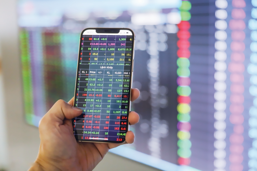 VN-Index đ&atilde; l&ugrave;i xuống v&ugrave;ng dưới 1.100 điểm.
