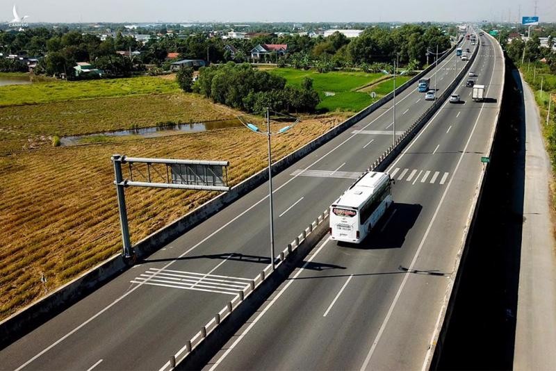 TP HCM v&agrave; Long An bắt tay mở nhiều tuyến giao th&ocirc;ng kết nối. Nguồn: NDH.