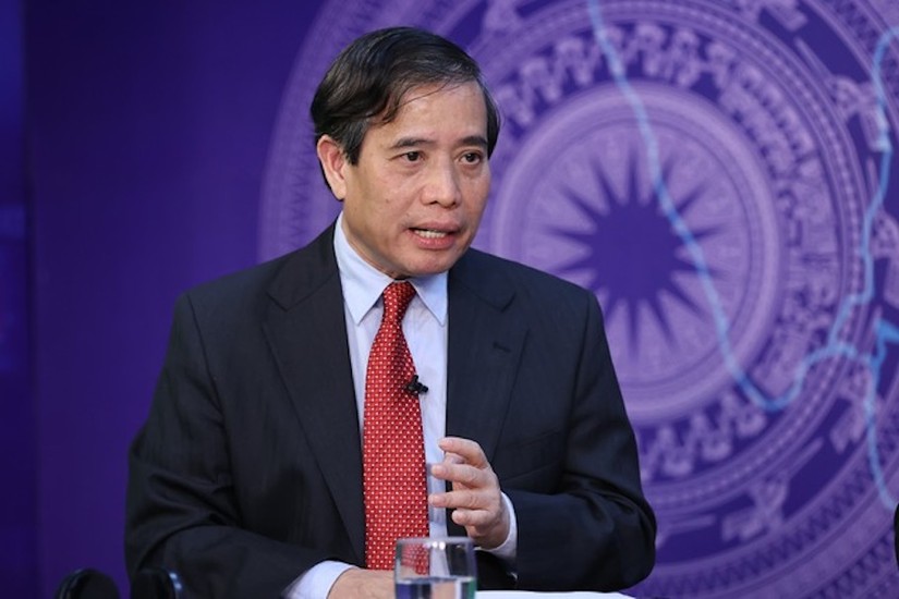 TS Vũ Minh Khương chia sẻ tại tọa đ&agrave;m.