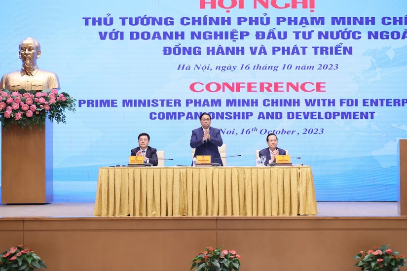 Phiên bản chính thức của 555Win Ch&iacute;nh phủ gặp mặt cộng đồng 555win 500 nhà cái cá cược đầu tư nước ngo&agrave;i