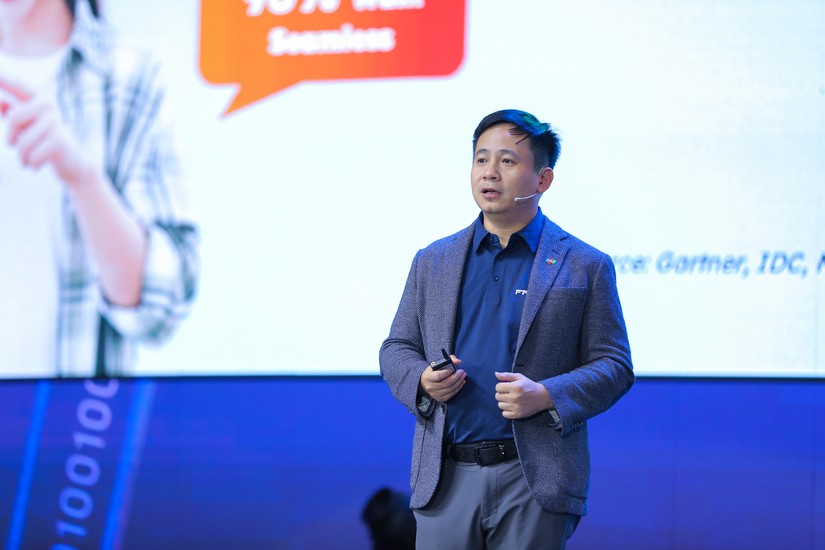 &Ocirc;ng L&ecirc; Hồng Việt, Tổng gi&aacute;m đốc FPT Smart Cloud.