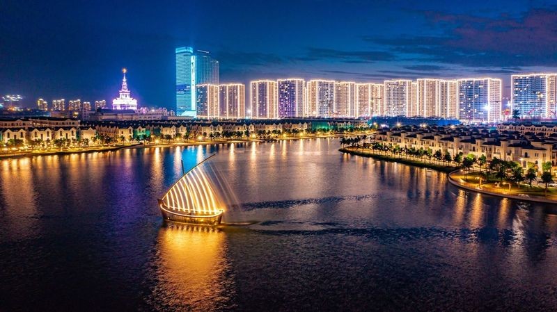 Diện mạo ph&iacute;a Đ&ocirc;ng H&agrave; Nội lột x&aacute;c với &ldquo;th&agrave;nh phố điểm đến&rdquo; Ocean City hiện đại, s&ocirc;i động, đẳng cấp, thu h&uacute;t hơn 60.000 cư d&acirc;n sinh sống.