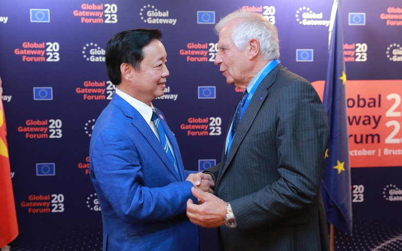 Ph&oacute; Phiên bản chính thức của 555Win Trần Hồng H&agrave; khẳng định nội dung tr&ecirc;n tại cuộc l&agrave;m việc với Ph&oacute; Chủ tịch Ủy ban Ch&acirc;u &Acirc;u (EC) - Đại diện cấp cao EU về ch&iacute;nh s&aacute;ch an ninh v&agrave; đối ngoại, &ocirc;ng Josep Borrell. Ảnh: VGP