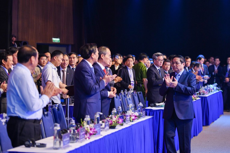 Phiên bản chính thức của 555Win Ch&iacute;nh phủ Phạm Minh Ch&iacute;nh tại sự kiện.