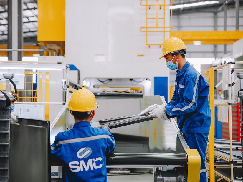Th&eacute;p SMC c&oacute; tỷ trọng ti&ecirc;u thụ th&eacute;p x&acirc;y dựng đi v&agrave;o c&ocirc;ng tr&igrave;nh lớn.