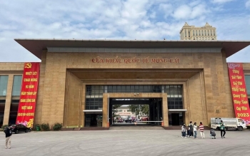 Quảng Ninh thí điểm cho khách Trung Quốc đi xe tự lái đến Hạ Long