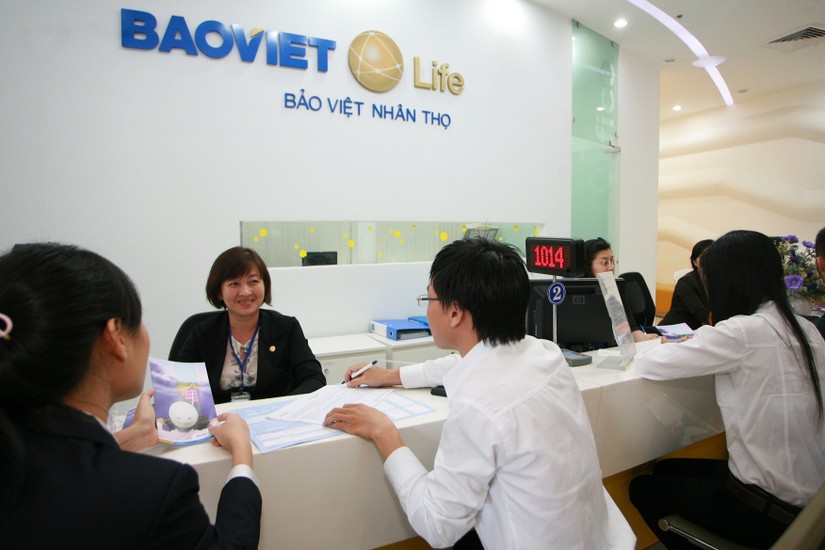 &amp;amp;apos;&Ocirc;ng lớn&amp;amp;apos; ng&agrave;nh bảo hiểm c&oacute; l&atilde;i nhờ hơn 100.000 tỷ đồng gửi ng&acirc;n h&agrave;ng