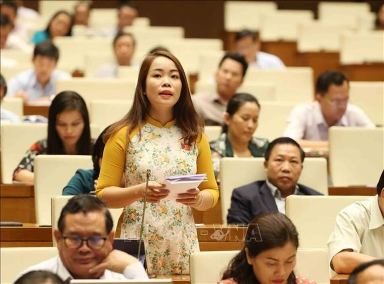 Đại biểu Triệu Thị Huyền - Đo&agrave;n ĐBQH tỉnh Y&ecirc;n B&aacute;i