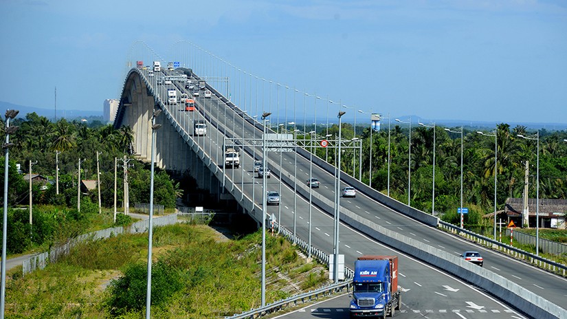 Cầu Long Th&agrave;nh tr&ecirc;n cao tốc TP HCM - Long Th&agrave;nh - Dầu Gi&acirc;y.