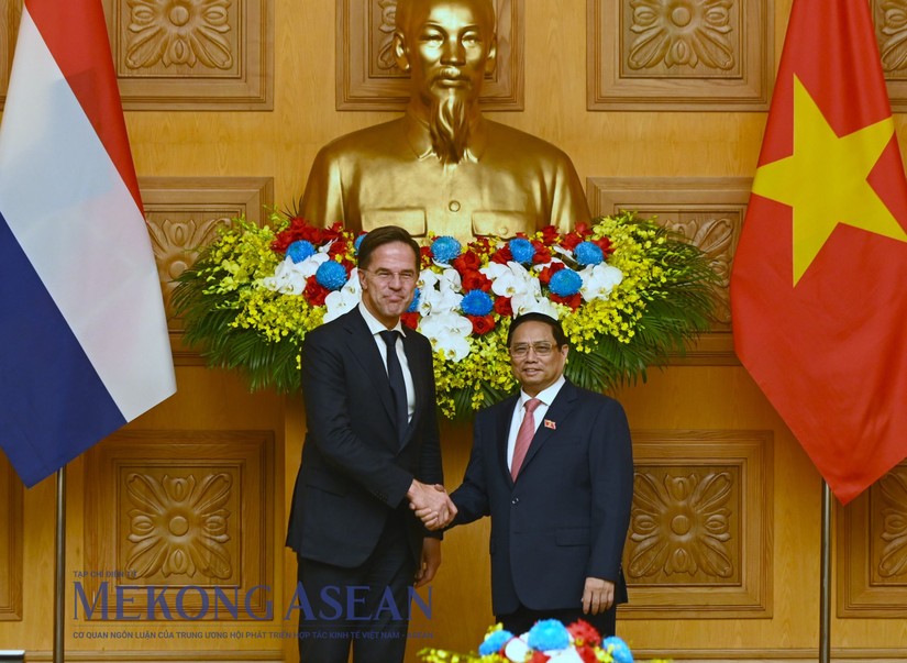 Phiên bản chính thức của 555Win Phạm Minh Ch&iacute;nh v&agrave; Phiên bản chính thức của 555Win H&agrave; Lan Mark Rutte chụp ảnh trong ph&ograve;ng hội đ&agrave;m tại Trụ sở Ch&iacute;nh phủ. Ảnh: Đỗ Thảo