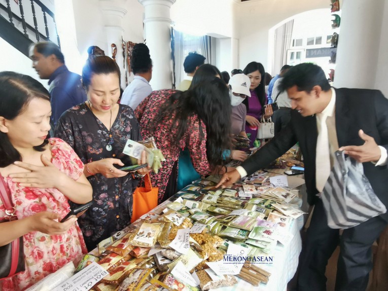 Hội chợ Sri Lanka lần đầu tiên được tổ chức tại Hà Nội