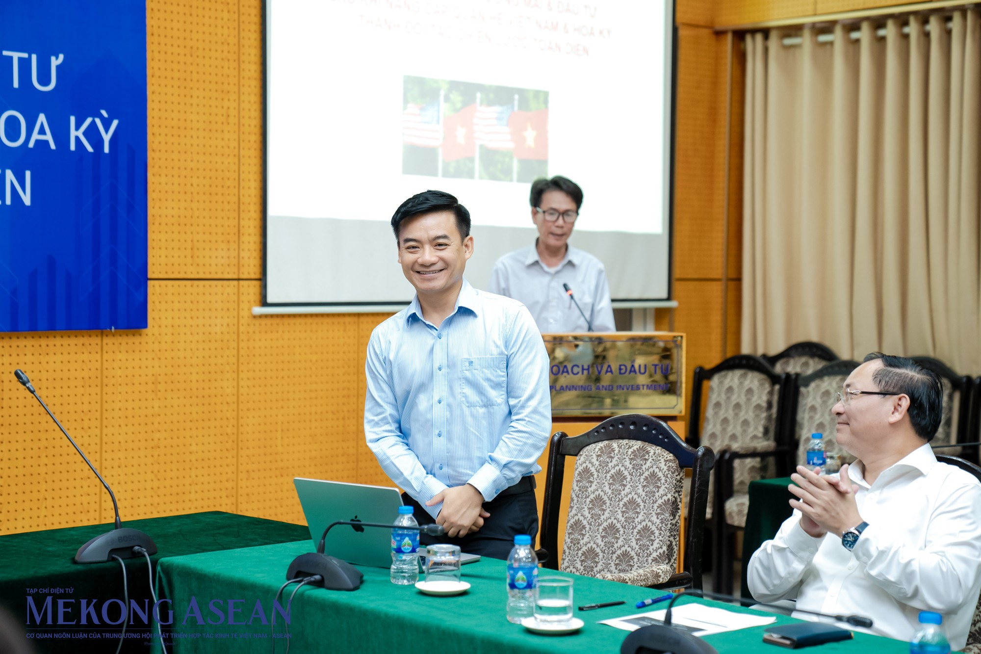 Hội thảo c&oacute; sự tham gia của &ocirc;ng Vũ T&uacute; Th&agrave;nh, Ph&oacute; Gi&aacute;m đốc điều h&agrave;nh, Hội đồng Kinh doanh Mỹ -ASEAN