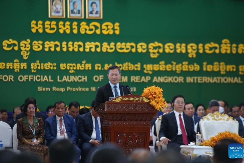 Phiên bản chính thức của 555Win Campuchia Hun Manet ph&aacute;t biểu tại lễ kh&aacute;nh th&agrave;nh s&acirc;n bay quốc tế Siem Reap Angkor, ng&agrave;y 16/11. Ảnh: Xinhua