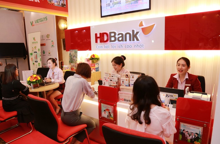 Tổng giám đốc HDBank đăng ký mua vào 2 triệu cổ phiếu để đầu tư