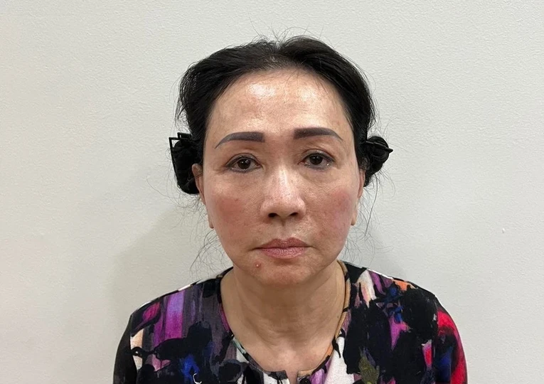 Bị can Trương Mỹ Lan - Chủ tịch Tập đo&agrave;n Vạn Thịnh Ph&aacute;t khi bị bắt.