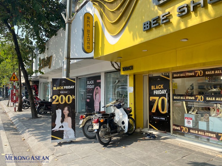 Kh&ocirc;ng kh&iacute; mua sắm ảm đạm dịp Black Friday. Ảnh: H&agrave; Anh - 555win Login.