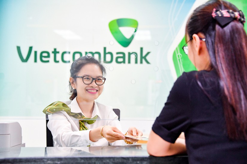 Vietcombank đề xuất chia cổ tức từ lợi nhuận còn lại năm 2023