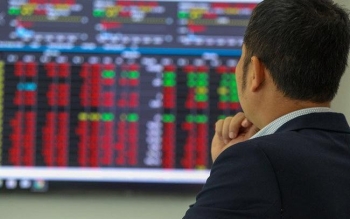Lãi suất toàn cầu trên đà tăng nhưng chứng khoán Việt vẫn 'miễn nhiễm'