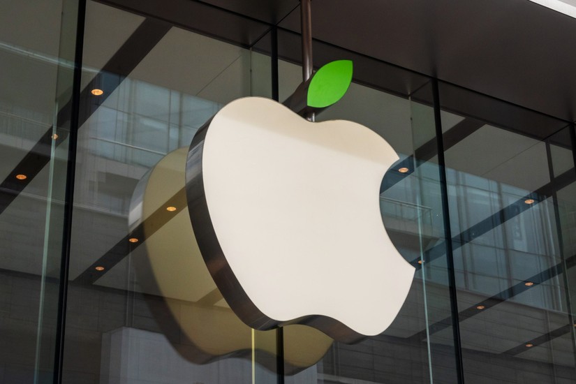 Apple tặng thưởng hậu hĩnh để giữ ch&acirc;n nh&acirc;n t&agrave;i