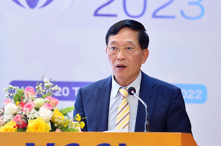 Ảnh t&aacute;c giả