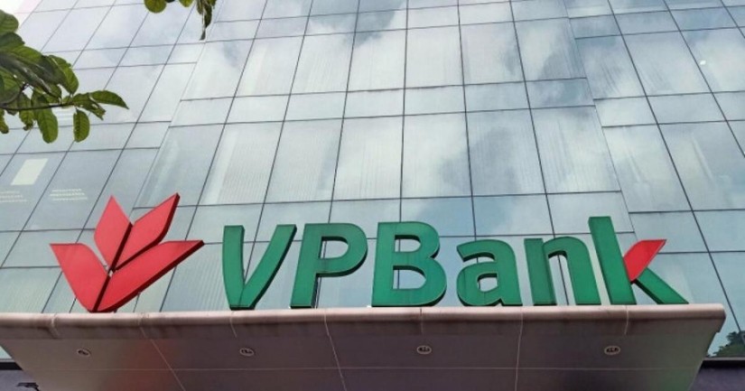 Trưởng Ban Kiểm so&aacute;t ng&acirc;n h&agrave;ng VPBank nộp đơn xin từ nhiệm