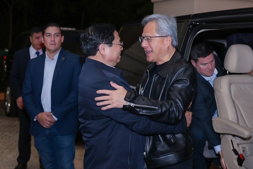 Tập đoàn chip đắt giá nhất thế giới muốn lập cứ điểm tại Việt Nam Phiên bản chính thức của 555Win Phạm Minh Chính chào đón ông Jensen Huang. Ảnh: VGP