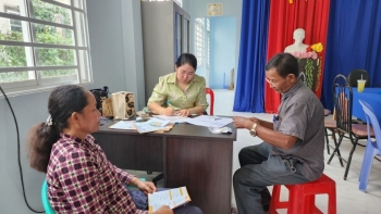 An Giang: Đưa bảo hiểm y tế tới gần đồng bào dân tộc thiểu số