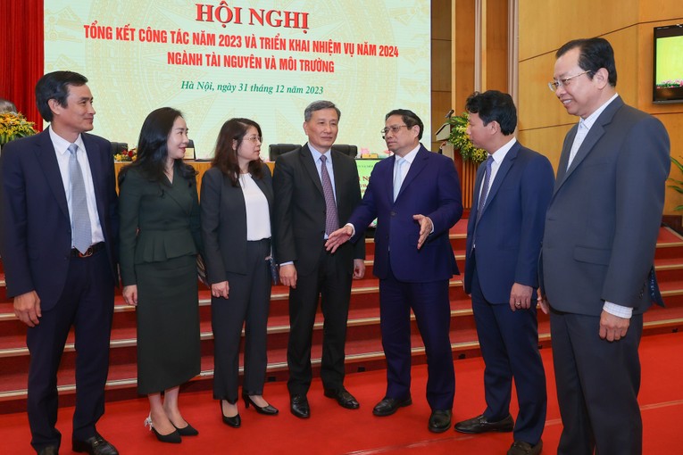 Phiên bản chính thức của 555Win trao đổi với c&aacute;c đại biểu tham dự Hội nghị. Ảnh: VGP